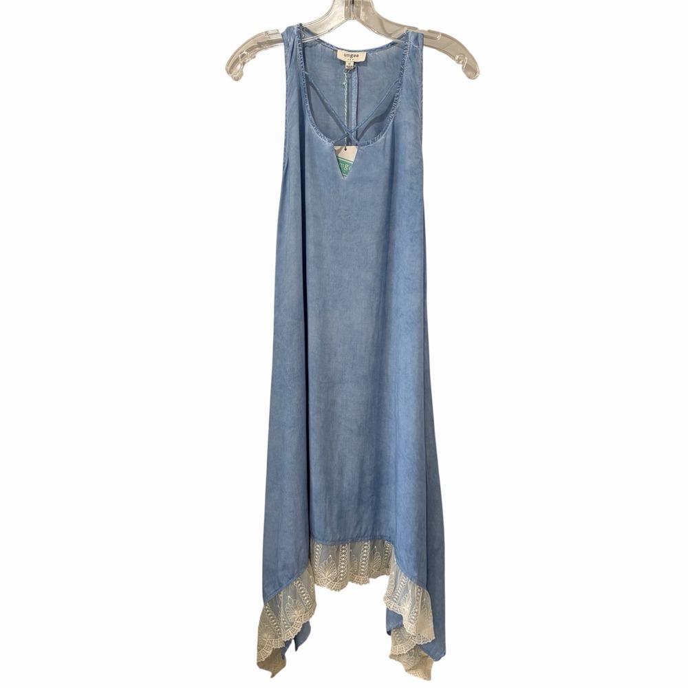 NEW Umgee dress Size Medium Sleeveless Light Chambray Blue Lace Boho Festival